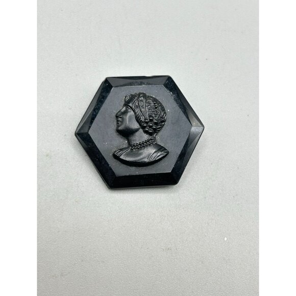 Vintage Black Glass Cameo Pin Brooch Hexagon Left Face Antique Mourning Jewelry - Picture 2 of 8